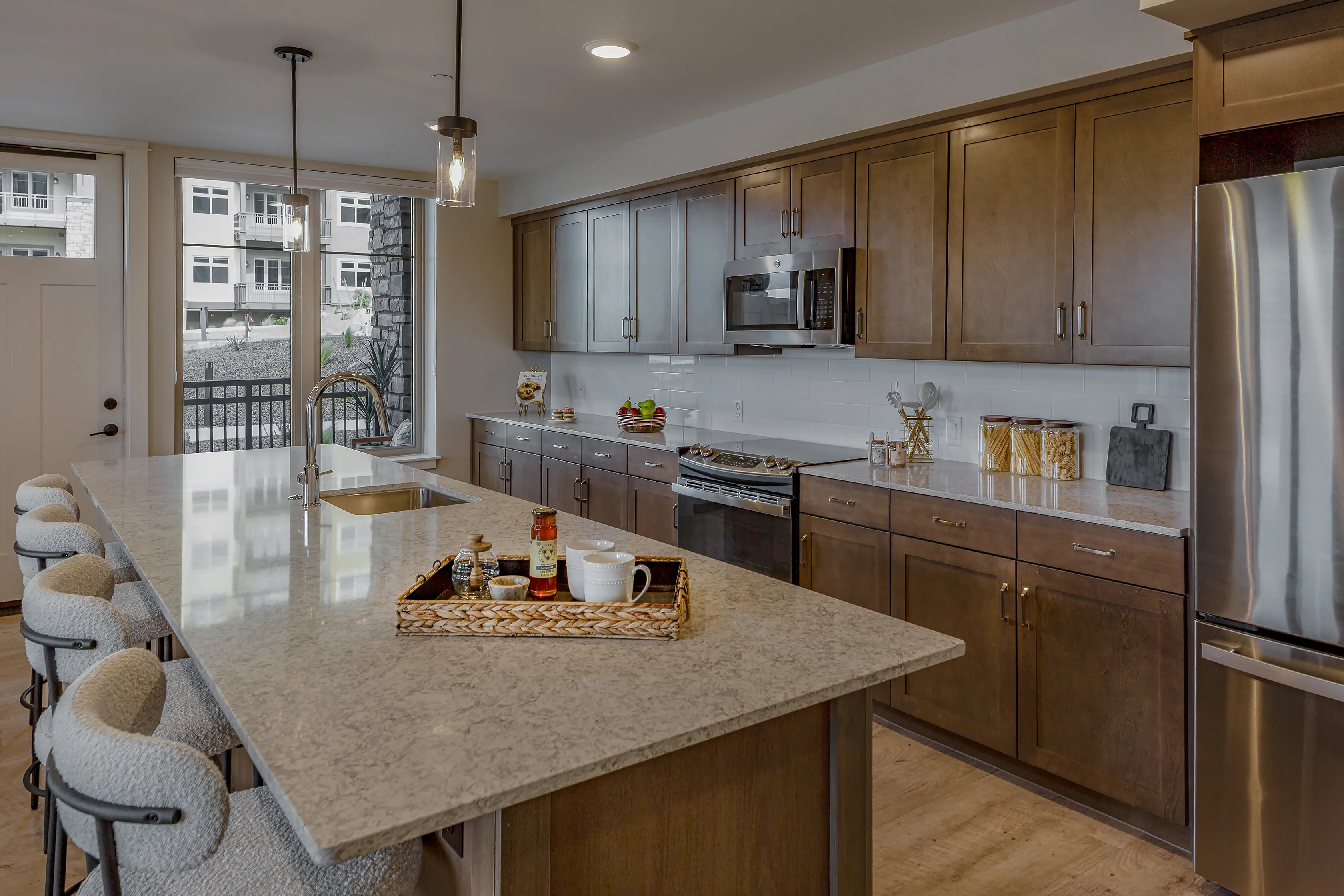 Grand Lodge Apartment Home Kitchen