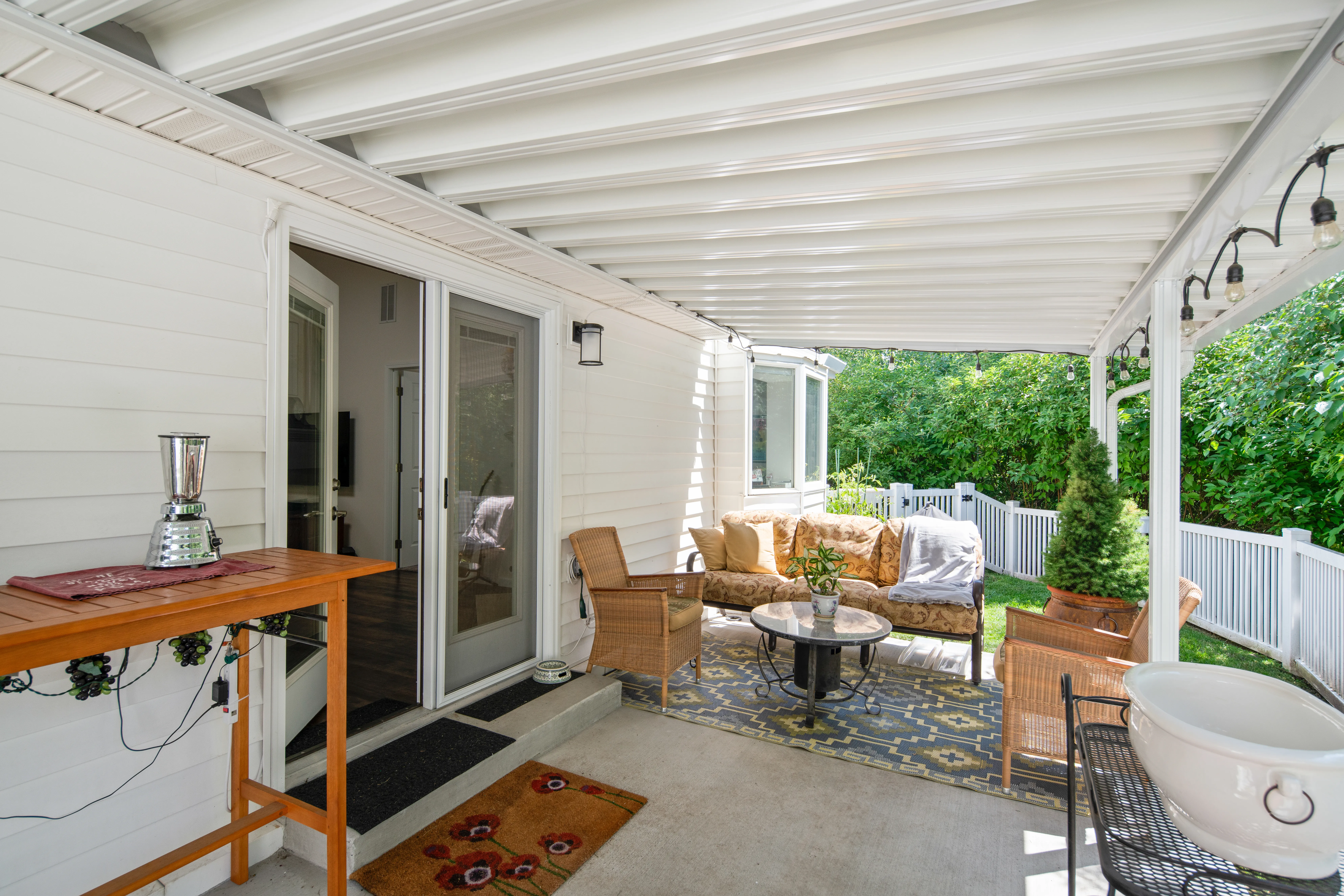 Cottage Home Patio